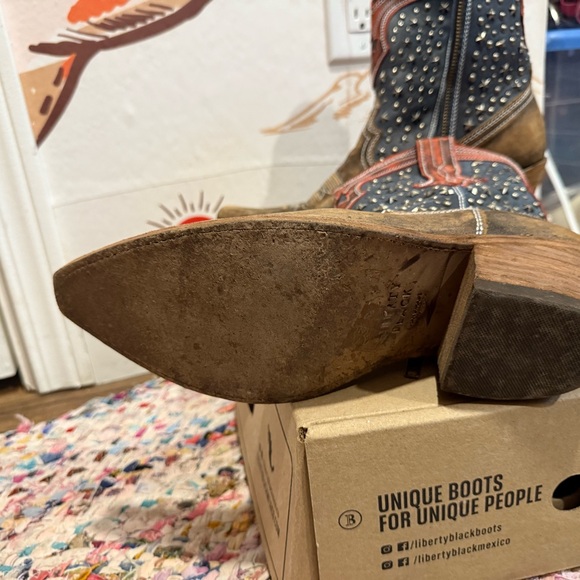 like new Liberty Black Jules Vintage Canela Ankle Boots - Picture 3 of 6